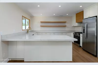 32024 Allenby Court, Westlake Village, CA 91361 - Photo 9