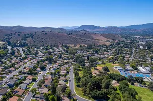3079 E Sierra Dr, Thousand Oaks, CA 91362 - Photo 43