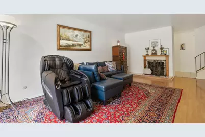 8021 Canby Avenue #3, Reseda, CA 91335 - Photo 5