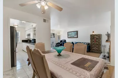 8021 Canby Avenue #3, Reseda, CA 91335 - Photo 9