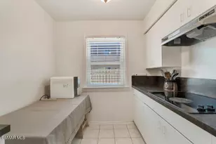 8021 Canby Ave, Reseda, CA 91335 - Photo 11