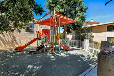 8021 Canby Avenue #3, Reseda, CA 91335 - Photo 27