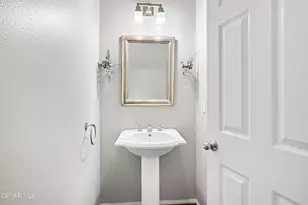 1325 Ashton Park Ln, Newbury Park, CA 91320 - Photo 11