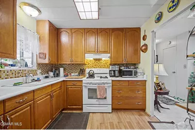 130 La Fortuna #130, Newbury Park, CA 91320 - Photo 7