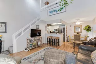 1253 Tivoli Ln, Simi Valley, CA 93065 - Photo 5