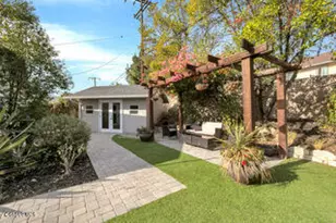 135 W Gainsborough Rd, Thousand Oaks, CA 91360 - Photo 41