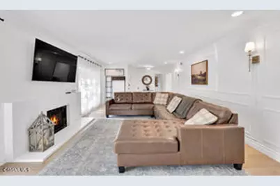 135 W Gainsborough Road, Thousand Oaks, CA 91360 - Photo 15