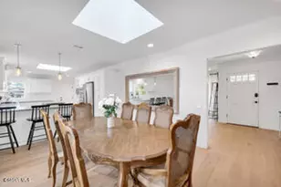 135 W Gainsborough Rd, Thousand Oaks, CA 91360 - Photo 23