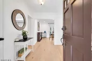 135 W Gainsborough Rd, Thousand Oaks, CA 91360 - Photo 7