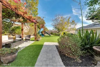 135 W Gainsborough Road, Thousand Oaks, CA 91360 - Photo 39