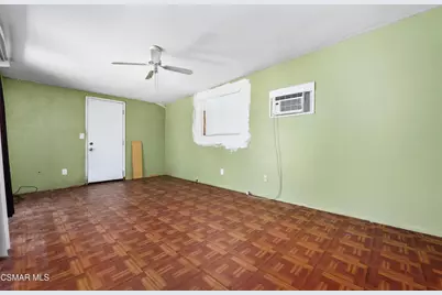 18954 Saticoy Street, Reseda, CA 91335 - Photo 29
