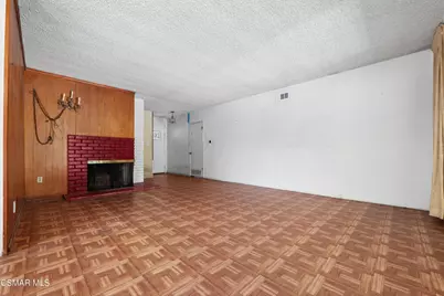 18954 Saticoy Street, Reseda, CA 91335 - Photo 7