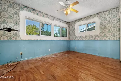 18954 Saticoy Street, Reseda, CA 91335 - Photo 15