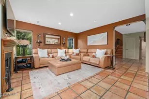 625 Galloping Hill Rd, Simi Valley, CA 93065 - Photo 13