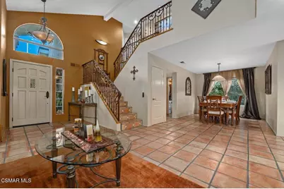 625 Galloping Hill Road, Simi Valley, CA 93065 - Photo 11
