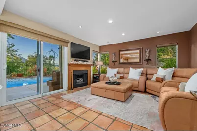 625 Galloping Hill Road, Simi Valley, CA 93065 - Photo 19