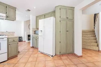 2527 Chandler Avenue, Simi Valley, CA 93065 - Photo 7
