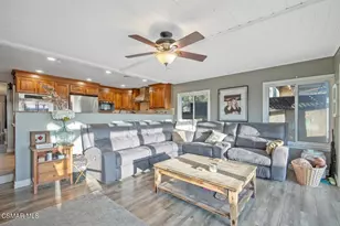 4787 N Buttercreek Rd, Moorpark, CA 93021 - Photo 13