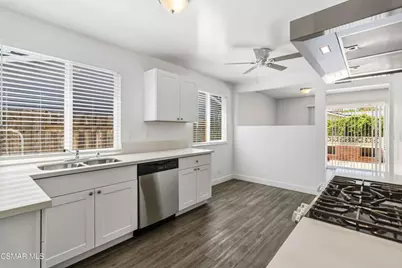 5735 Katherine Street, Simi Valley, CA 93063 - Photo 15