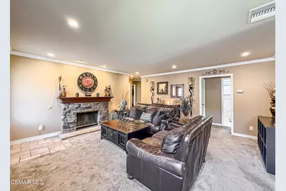 6203 Wisteria Street, Simi Valley, CA 93063 - Photo 5