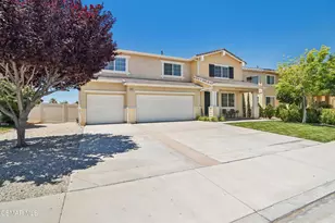 37531 Rockie Ln, Palmdale, CA 93552 - Photo 5