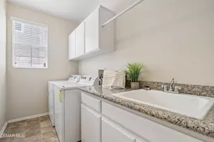 37531 Rockie Ln, Palmdale, CA 93552 - Photo 37