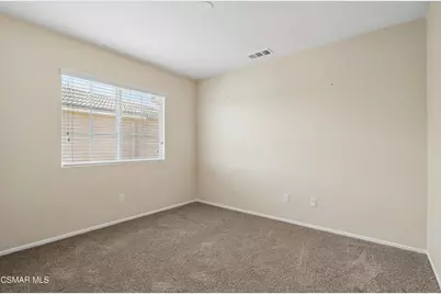 37531 Rockie Lane, Palmdale, CA 93552 - Photo 35