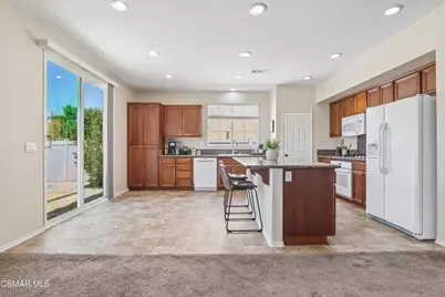 37531 Rockie Lane, Palmdale, CA 93552 - Photo 15