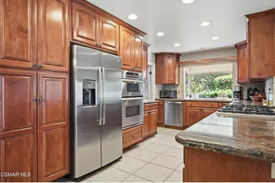 12400 Cherry Grove Street, Moorpark, CA 93021 - Photo 17