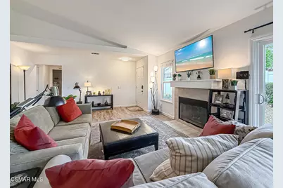 14678 Loyola Place, Moorpark, CA 93021 - Photo 17