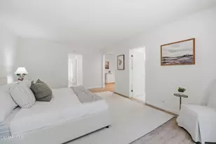 22421 Kearny St, Calabasas, CA 91302 - Photo 31