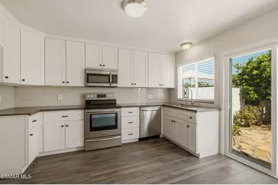 3458 Highwood Court #199, Simi Valley, CA 93063 - Photo 9