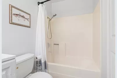 881 Warwick Avenue, Thousand Oaks, CA 91360 - Photo 29