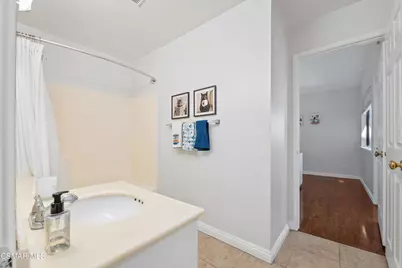 881 Warwick Avenue, Thousand Oaks, CA 91360 - Photo 17