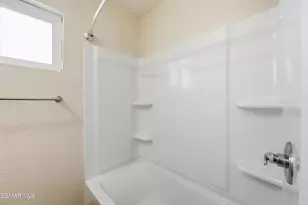 8681 Winnetka Ave, Winnetka, CA 91306 - Photo 23