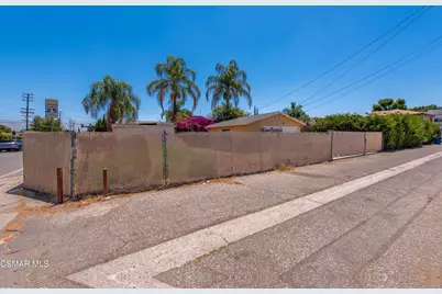 8681 Winnetka Avenue, Winnetka, CA 91306 - Photo 41