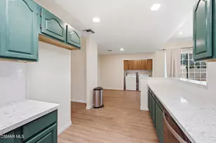 8681 Winnetka Ave, Winnetka, CA 91306 - Photo 7