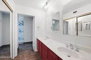 8681 Winnetka Ave, Winnetka, CA 91306 - Photo 21