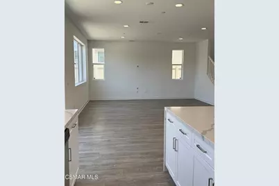 9591 N Corbina Lane, Panorama City, CA 91402 - Photo 9