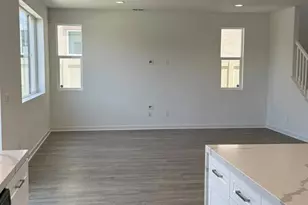 9591 N Corbina Ln, Panorama City, CA 91402 - Photo 9