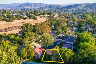 6767 Pheasant Ln, Oak Park, CA 91377 - Photo 21