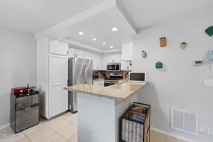 228 Hill Ranch Dr, Thousand Oaks, CA 91362 - Photo 11