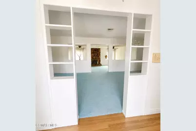 10115 Noble Avenue, Mission Hills (San Fernando), CA 91345 - Photo 3