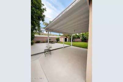 10115 Noble Avenue, Mission Hills (San Fernando), CA 91345 - Photo 15