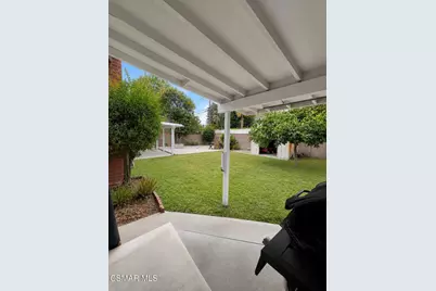 10115 Noble Avenue, Mission Hills (San Fernando), CA 91345 - Photo 17