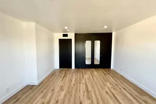 1401 Valley View Rd, Glendale, CA 91202 - Photo 9
