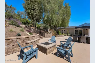 1092 La Cresta Drive, Thousand Oaks, CA 91362 - Photo 37