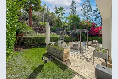 1795 Red Robin Place, Newbury Park, CA 91320 - Photo 63