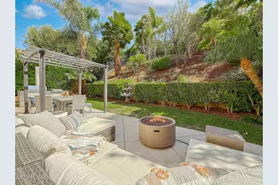1795 Red Robin Place, Newbury Park, CA 91320 - Photo 69