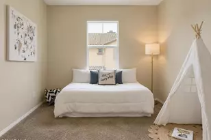3262 London Ln, Oxnard, CA 93036 - Photo 11
